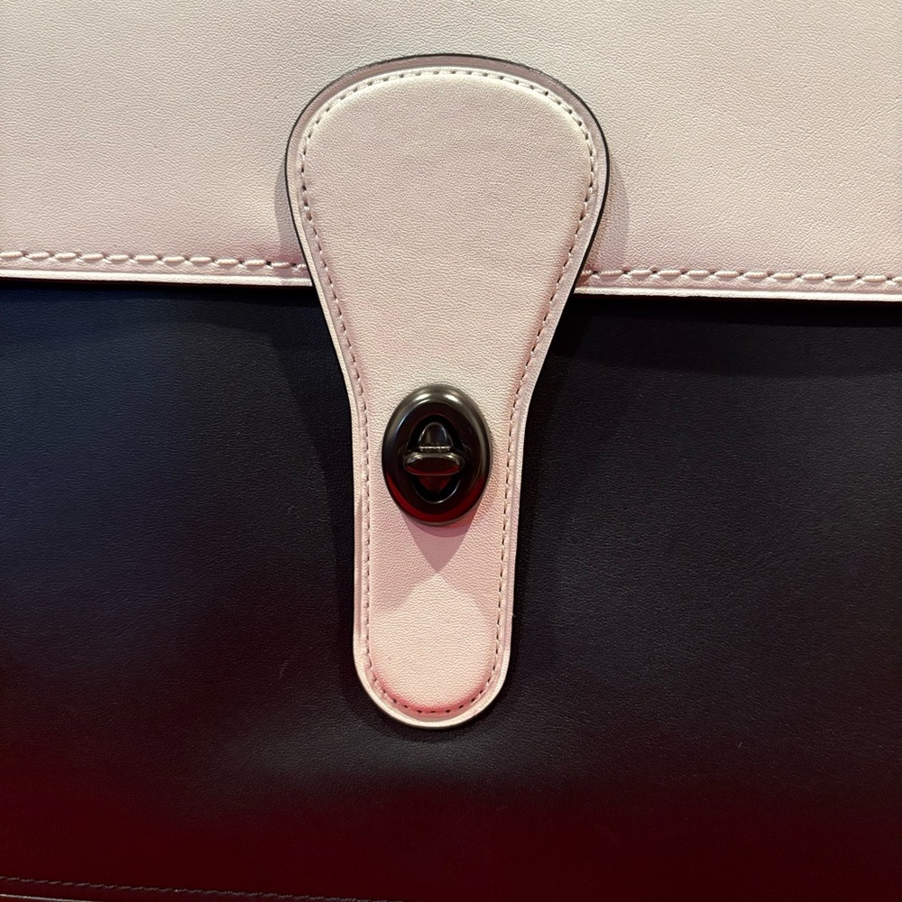 Coach Willis - image 2